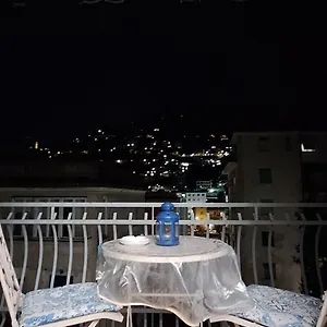 Apartment La Casa Di Yuri - Free Private Parking & Air Conditioning, Recco